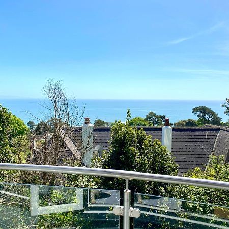 One Of The Best Properties In Lyme! Breathtaking Views Across The Whole Bay. 3 Stories With 2 Tier Veranda Around The Property. Sleeps 6 Lyme Regis Bagian luar foto